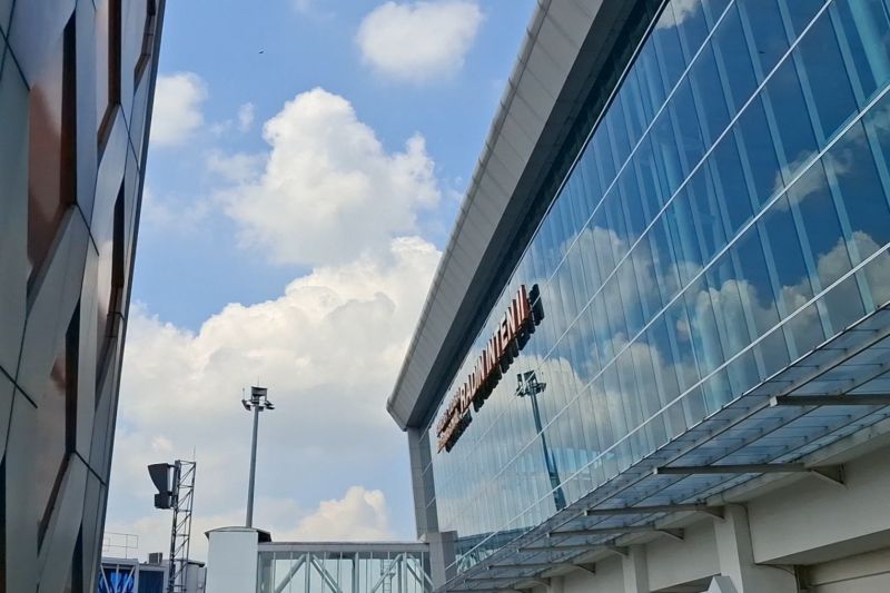 22 penerbangan di Bandara Radin Inten dibatalkan akibat abu Krakatau